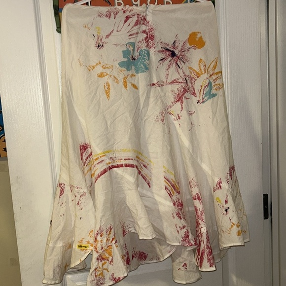 BILLABONG WHITE FLORAL FLOWY SKIRT - Picture 5 of 7